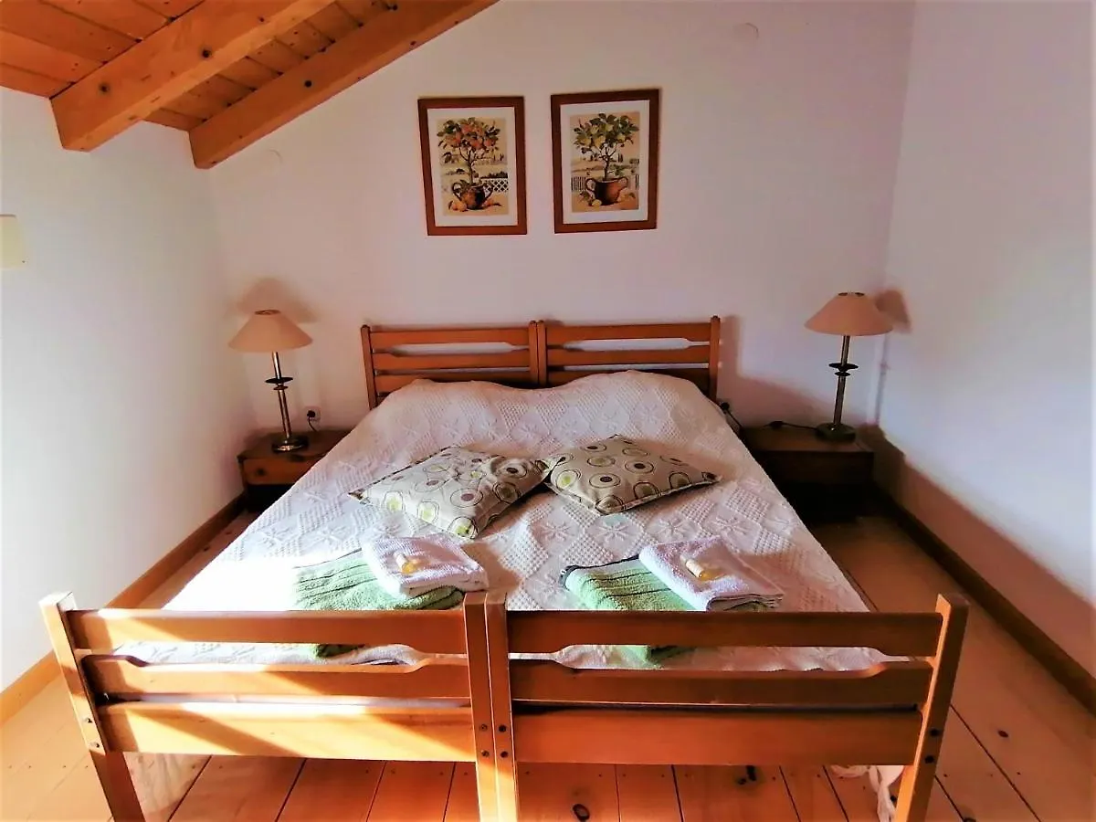 70 M2 Ferienwohnung Jurici In Steinhaus Unweit Von Porec 0*,  Κροατία