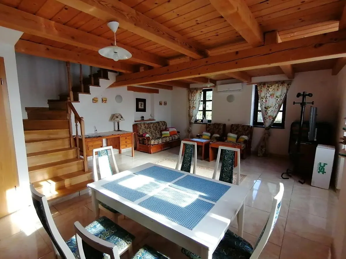 70 M2 Ferienwohnung Jurici In Steinhaus Unweit Von Porec Διαμέρισμα